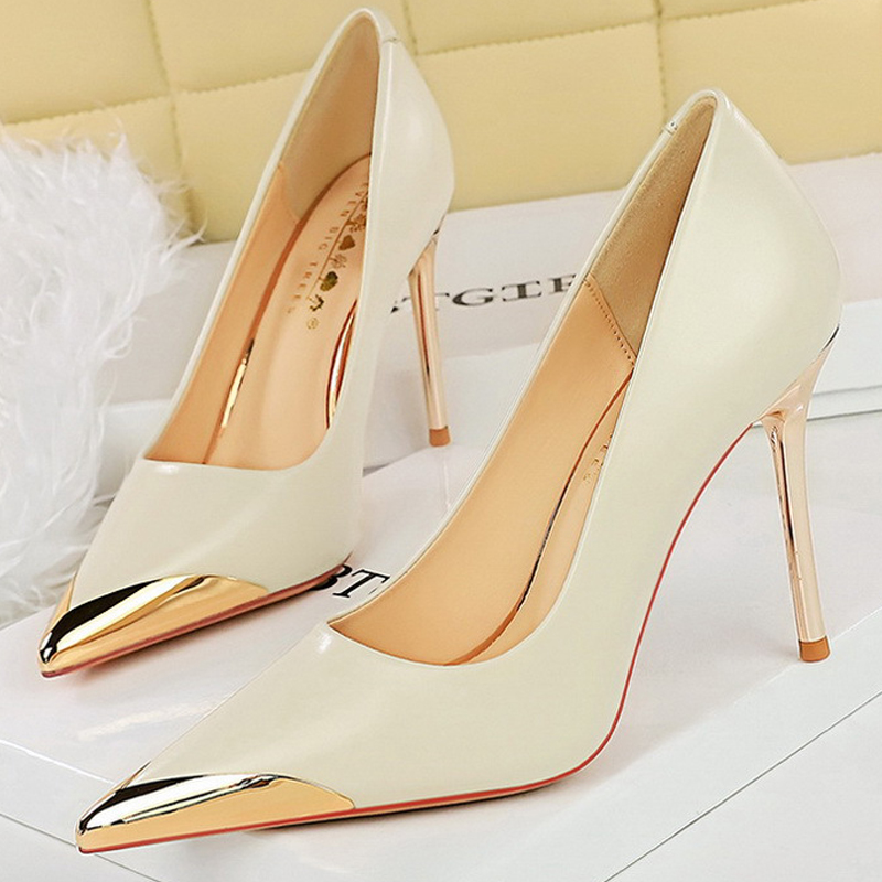 BIGTREE Shoes Retro High Heels - Shoe Tree ulasan dan harga